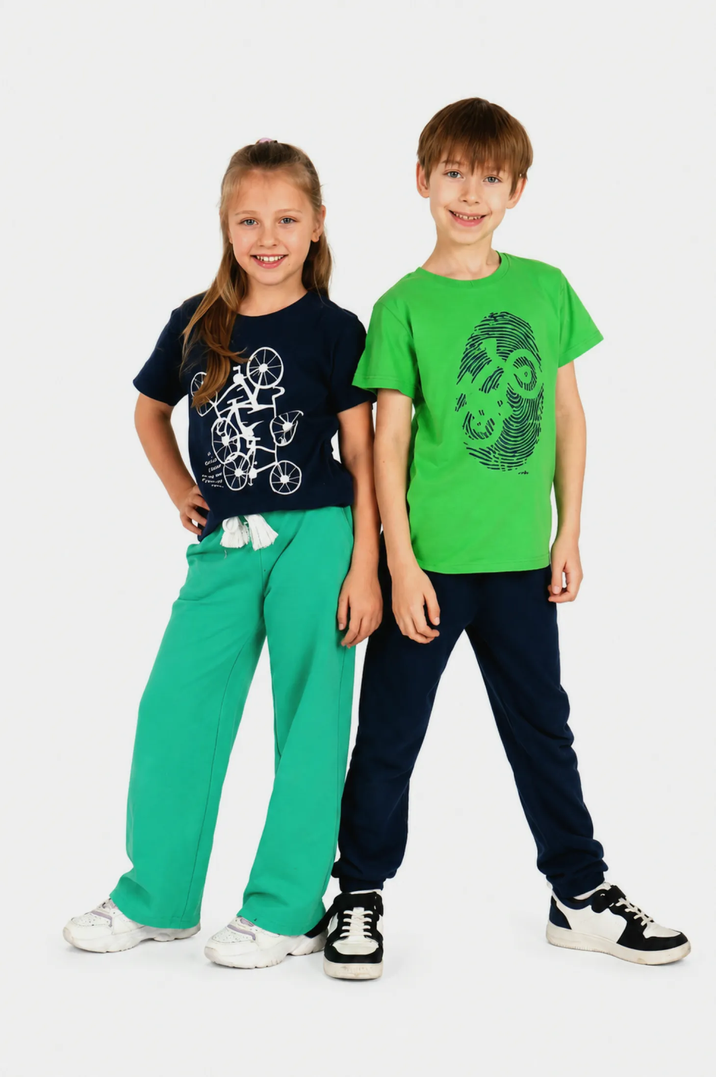 T-shirt z krótkim rękawem dla chłopca, z rowerem, zielony 9-13 lat